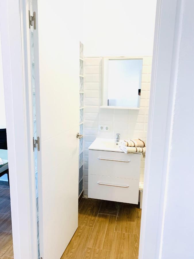 Exclusive New Apartment เบนัลมาเดนา ภายนอก รูปภาพ